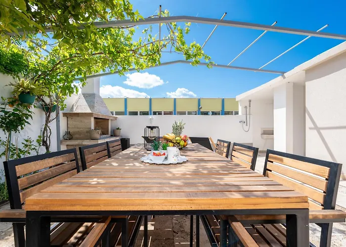 Premium Apartment Alba Rosa