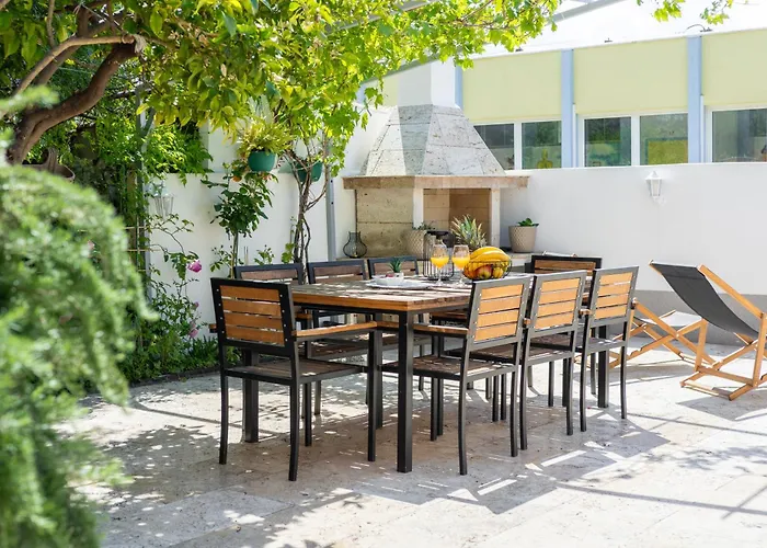 Premium Apartment Alba Rosa